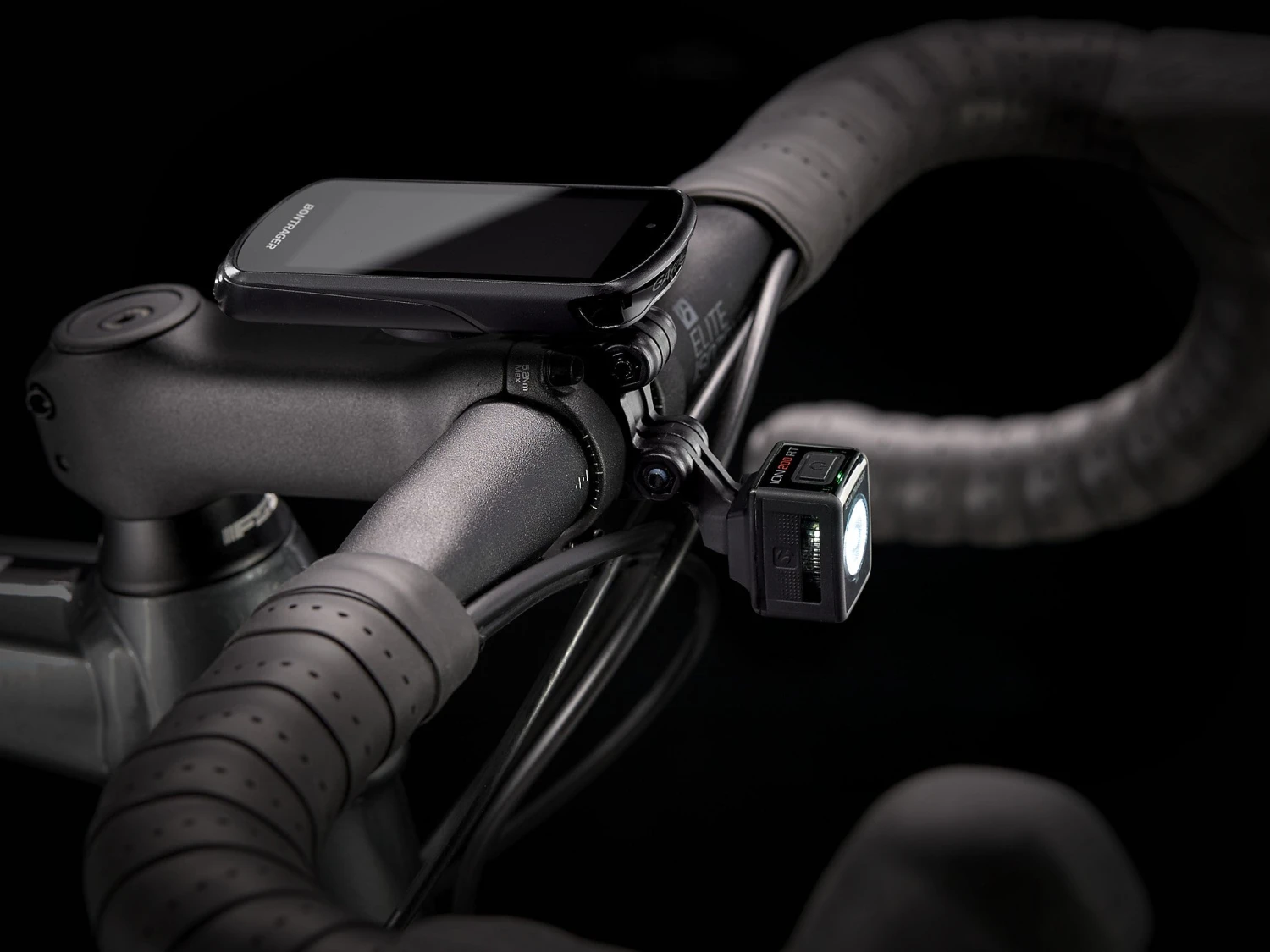 Trek Domane AL 5 Disc (2022) - Image 10