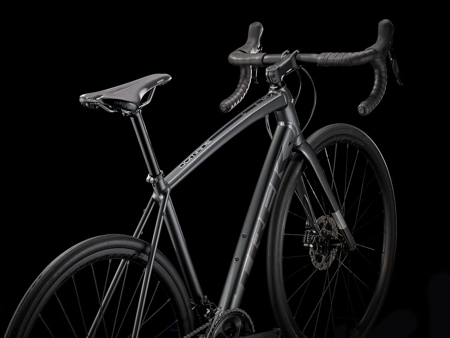Trek Domane AL 5 Disc (2022) - Image 3