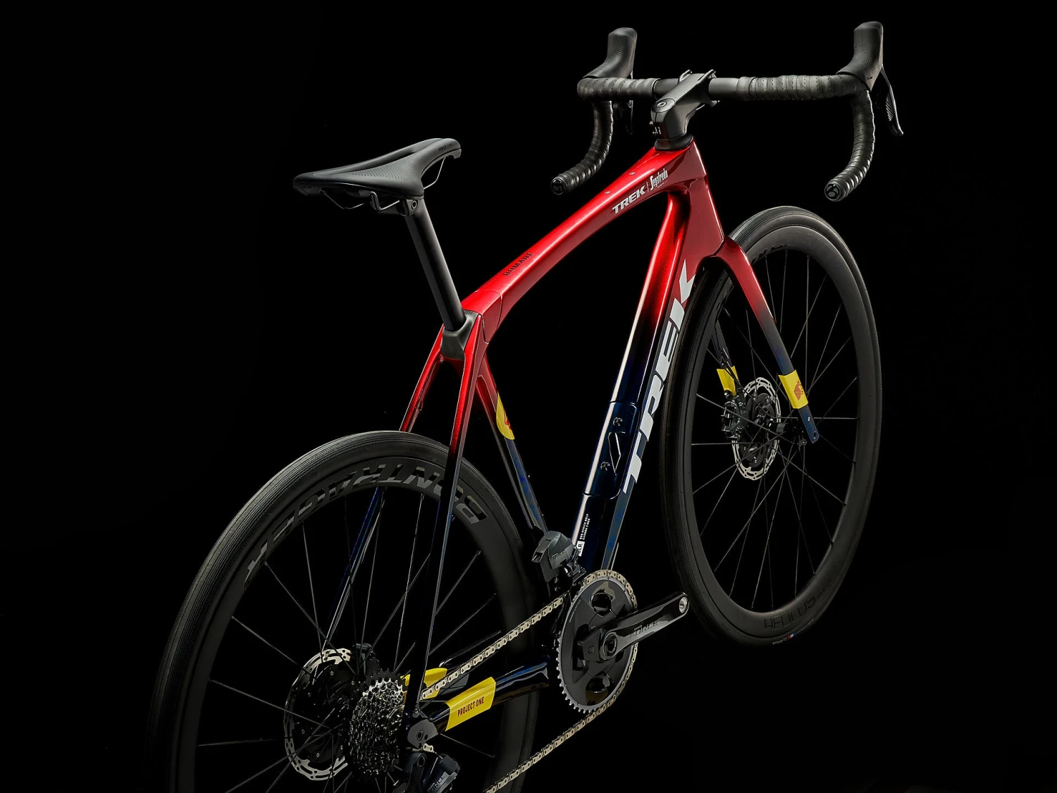 Trek Domane SLR 7 AXS Gen 4 (2023) - Image 9