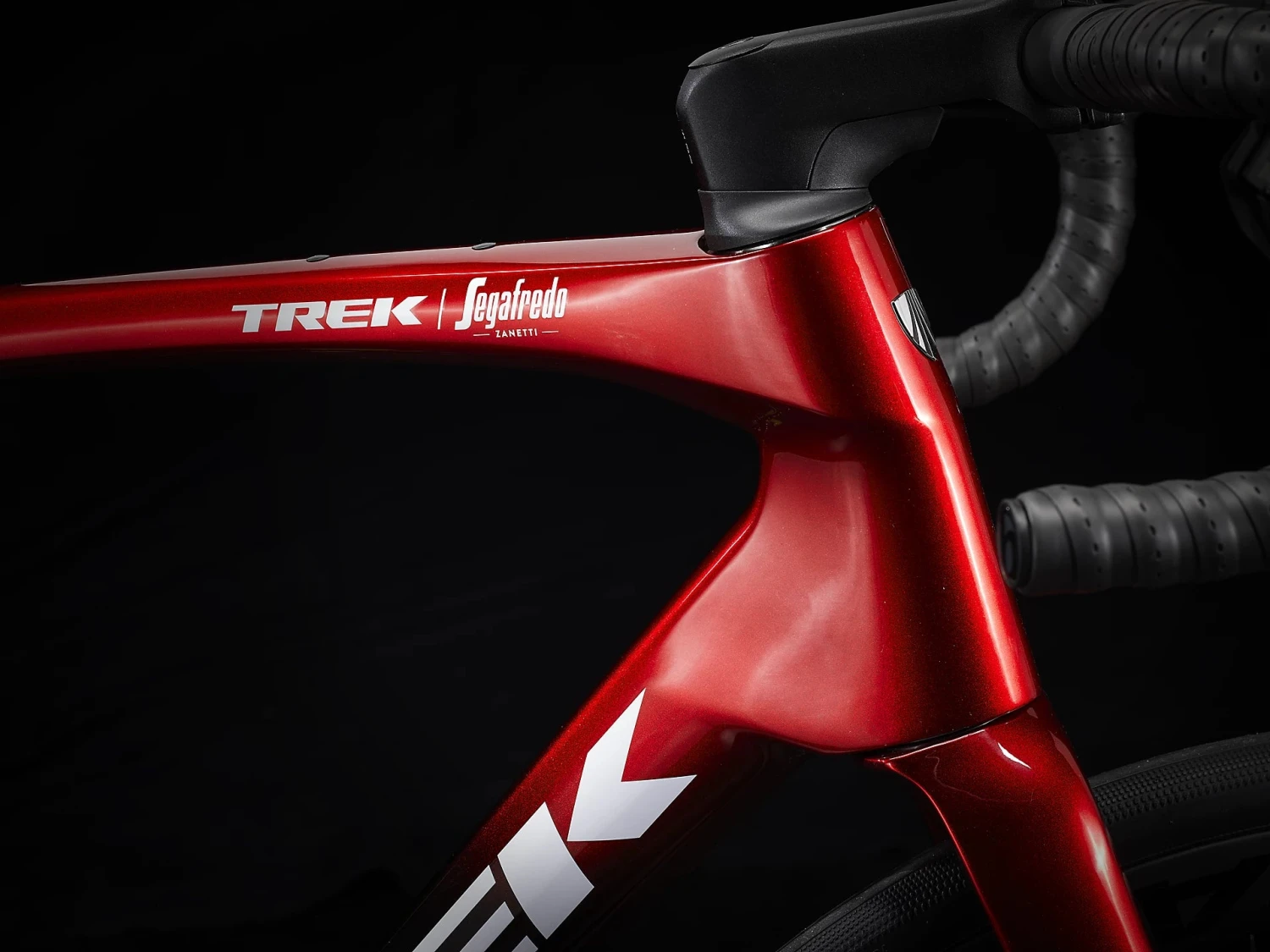 Trek Domane SLR 7 AXS Gen 4 (2023) - Image 7