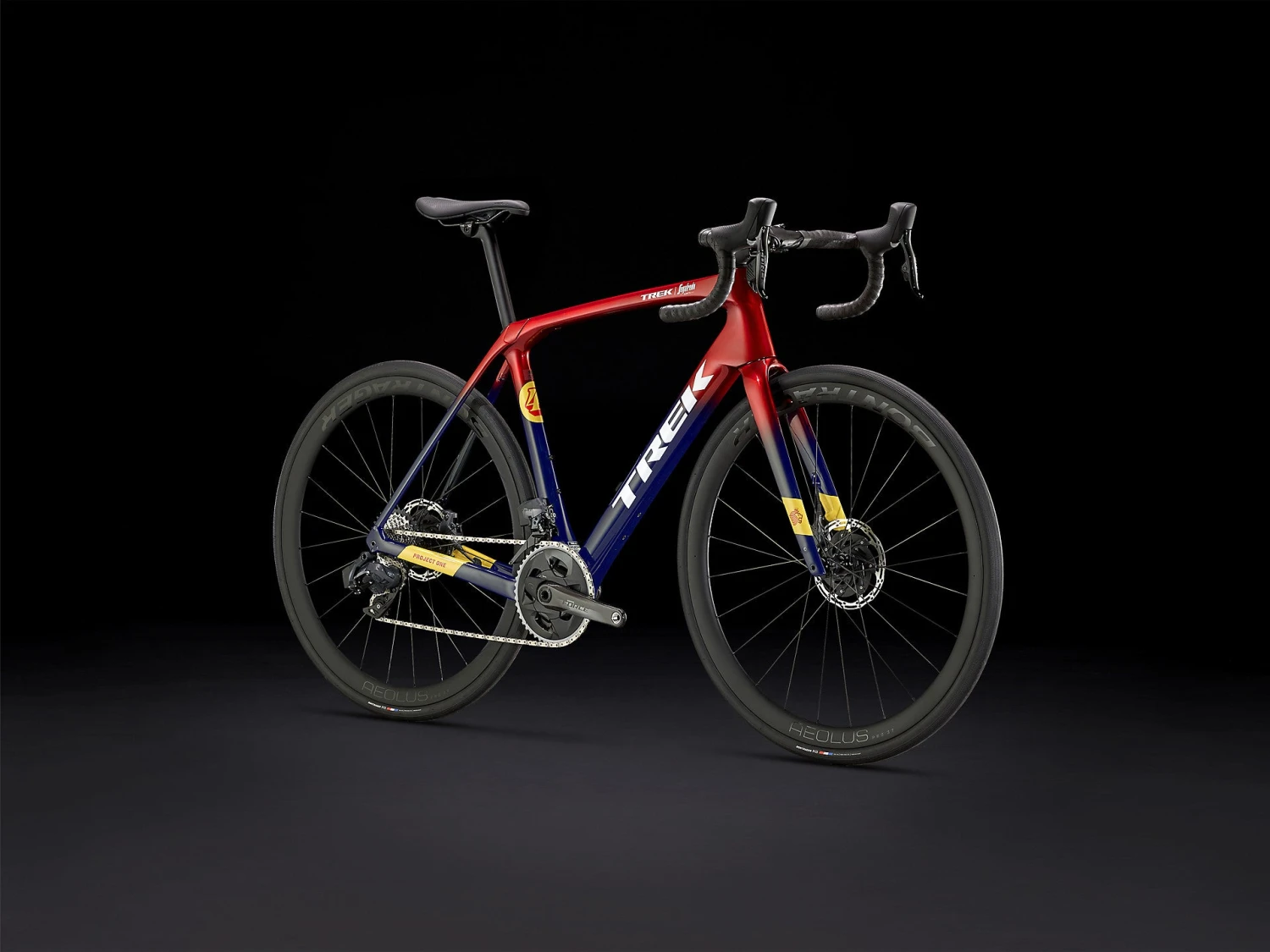 Trek Domane SLR 7 AXS Gen 4 (2023) - Image 8
