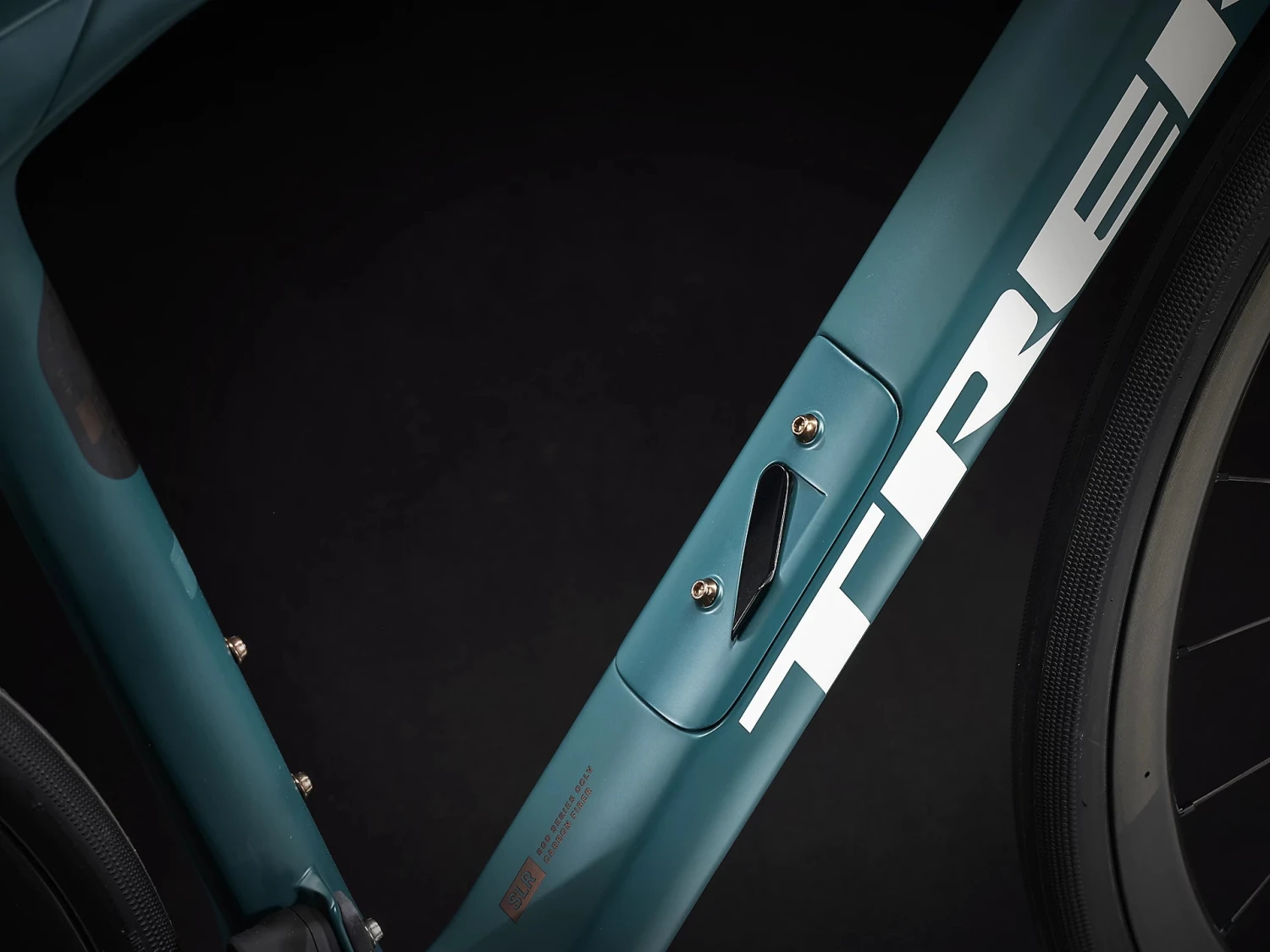 Trek Domane SLR 7 AXS Gen 4 (2023) - Image 18