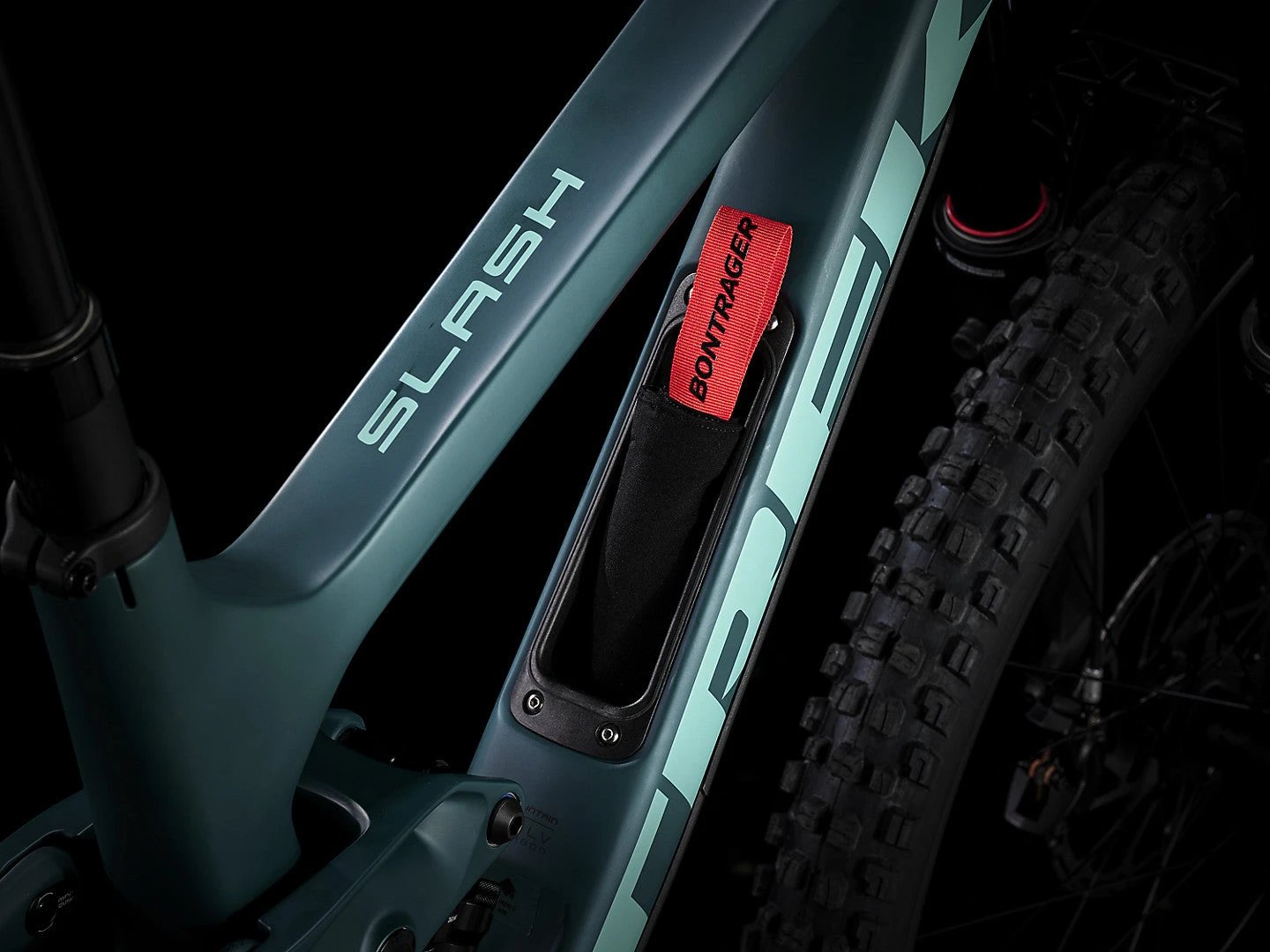 Trek Slash 9.8 (2023) - Image 5